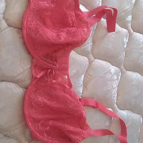 Bra - Picture 3 of 3